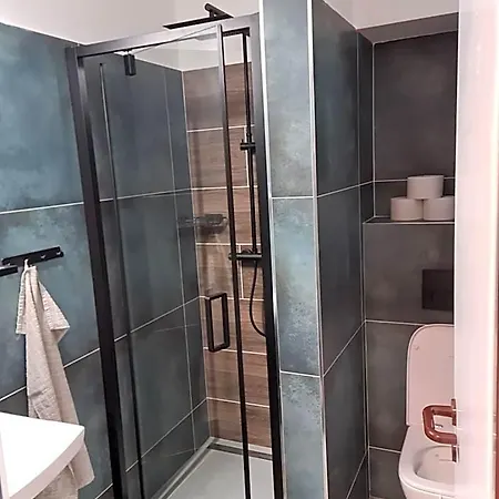 Tosanovice Hotell 2*